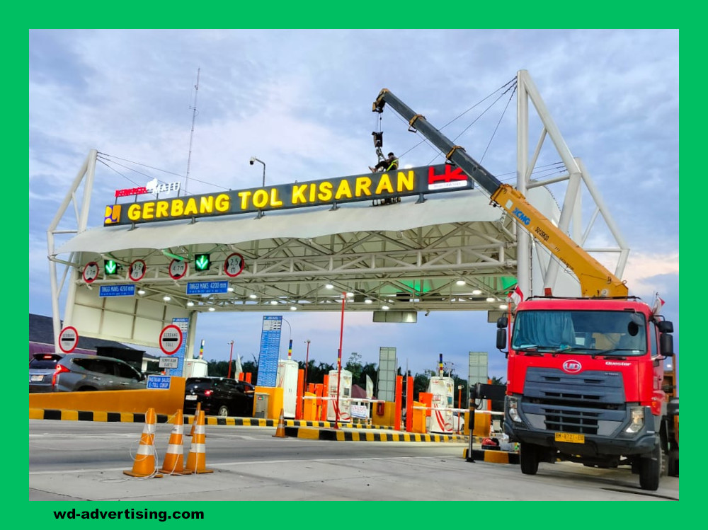 Huruf Timbul Akrilik LED di Medan