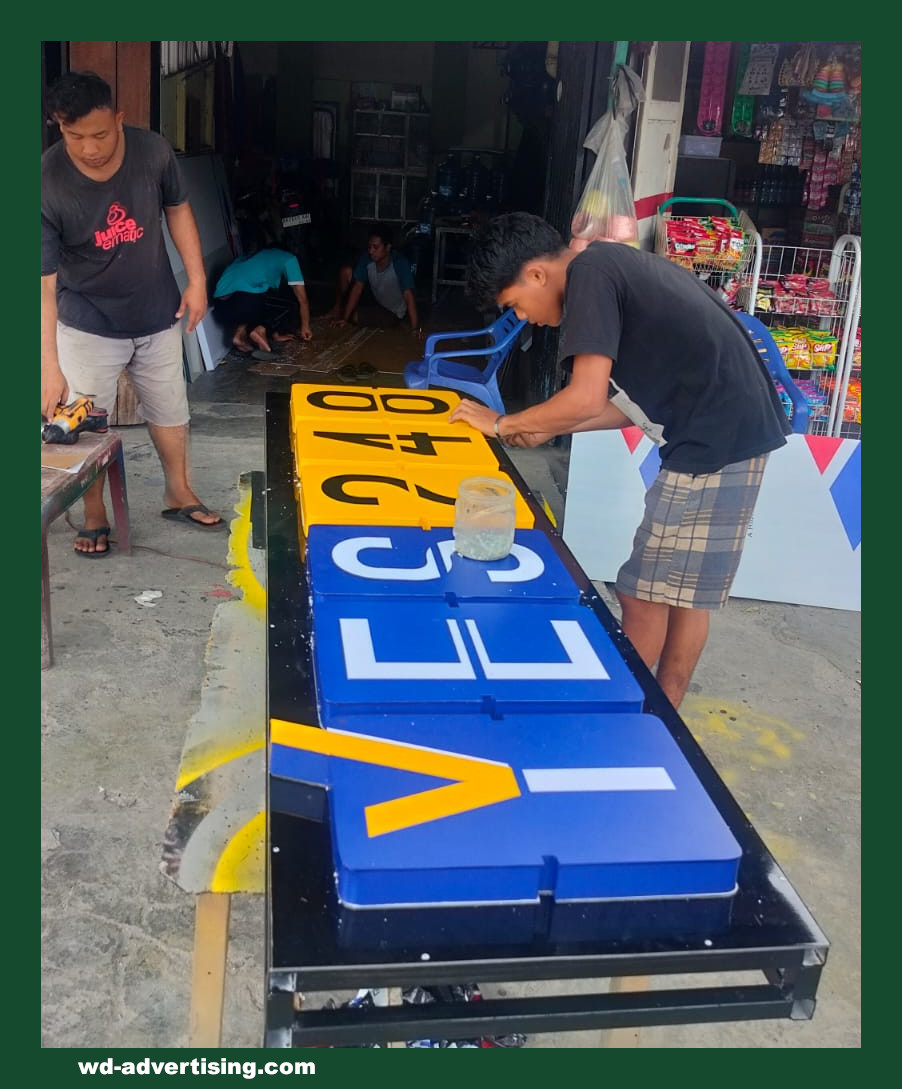 huruf timbul stainless led di medan